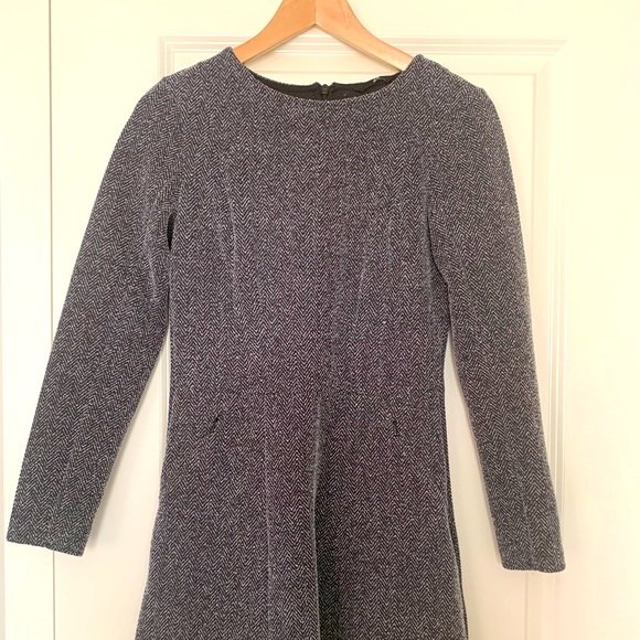 Dress - Picture 1 of 3